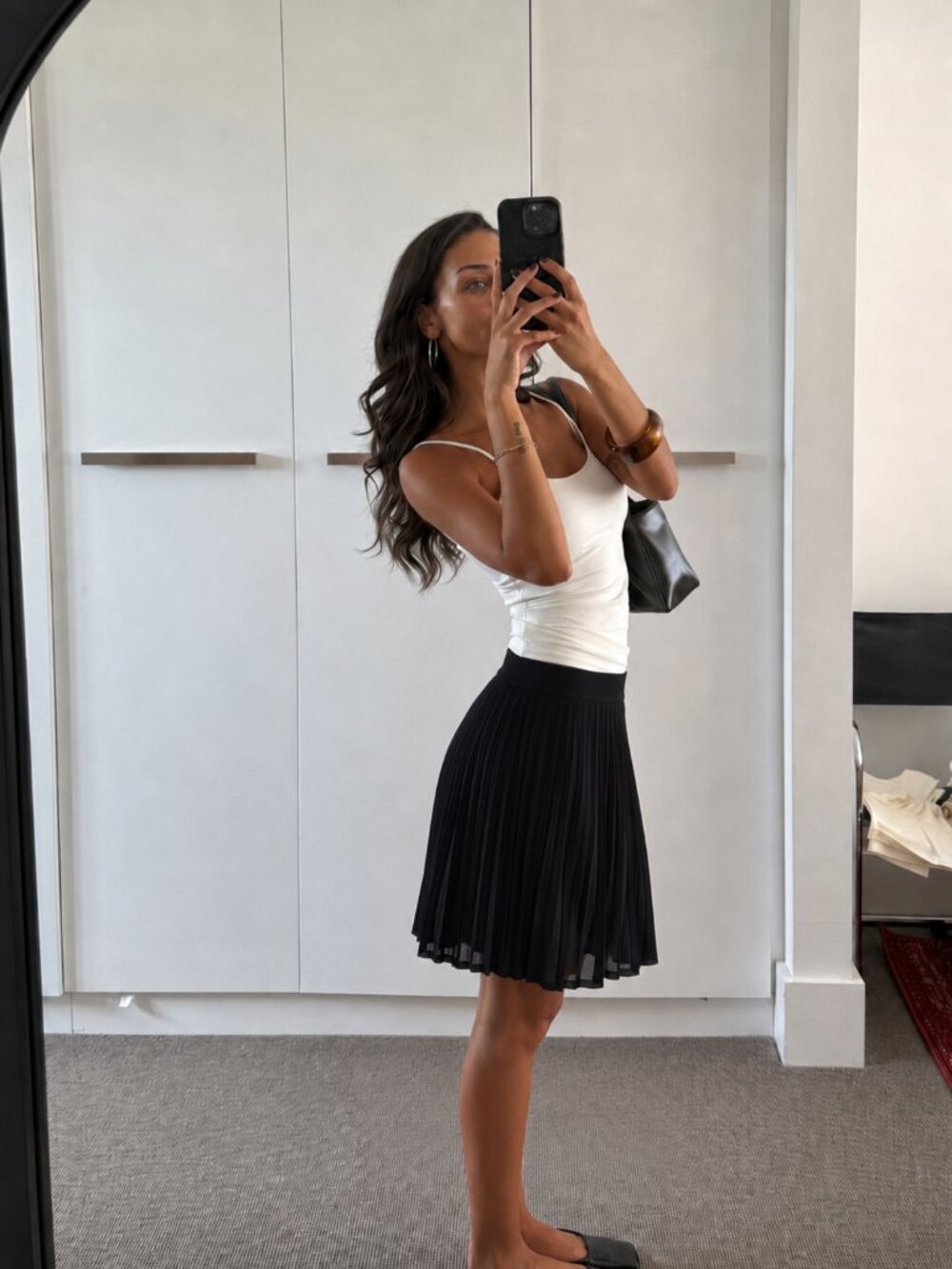 Vintage Black Pleated Mini Skirt Size Small (c4)